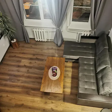 Apartament Zveju 84 *